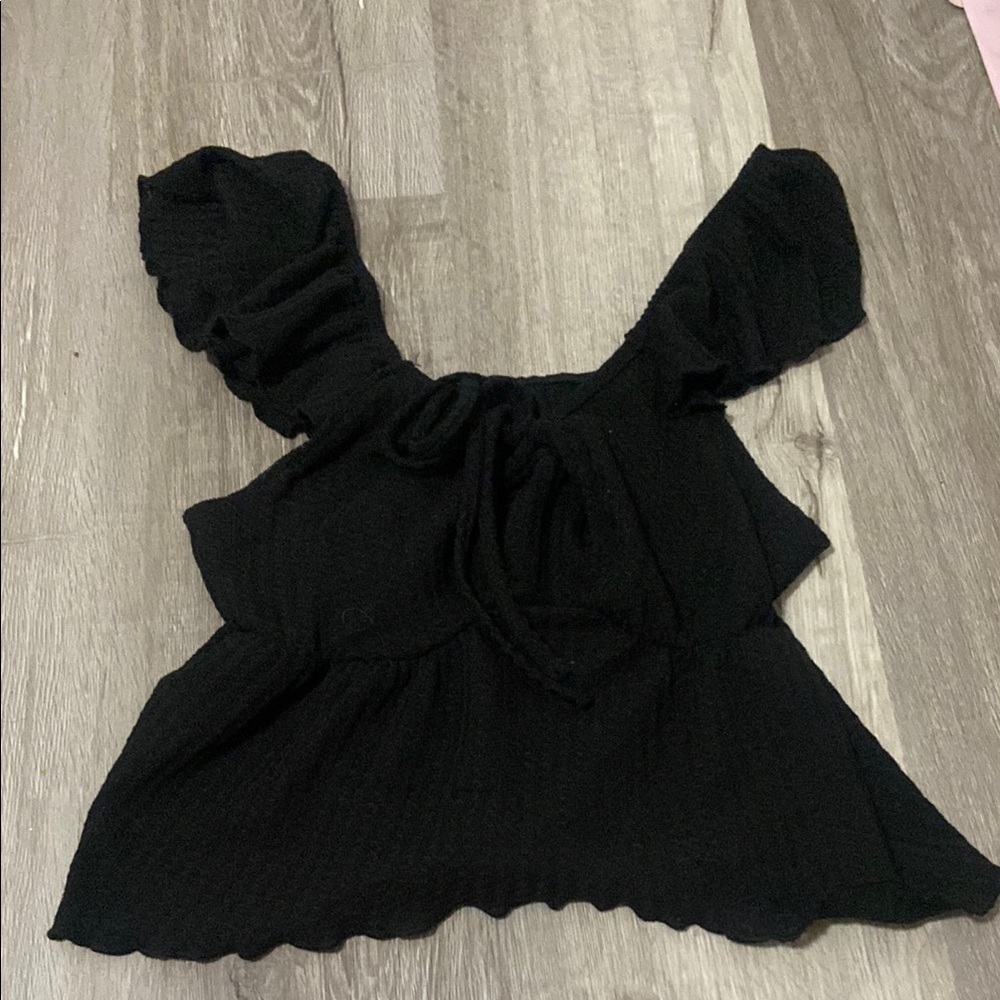 SHEIN Black Ruffled Tie Front Blouse